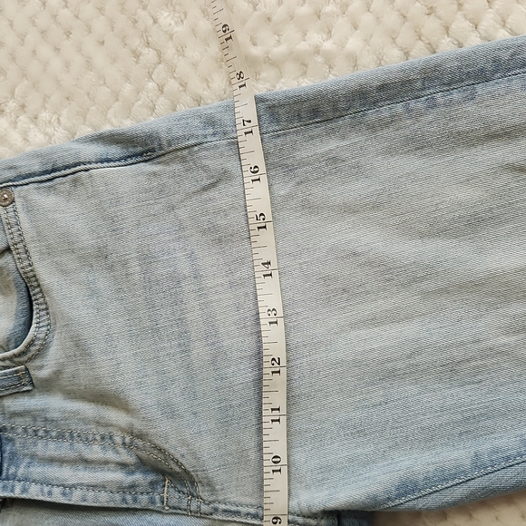 7 FOR ALL MANKIND WOMENS JEANS.  SIZE 26 LIGHT BLUE RAW HEM - Picture 10 of 15